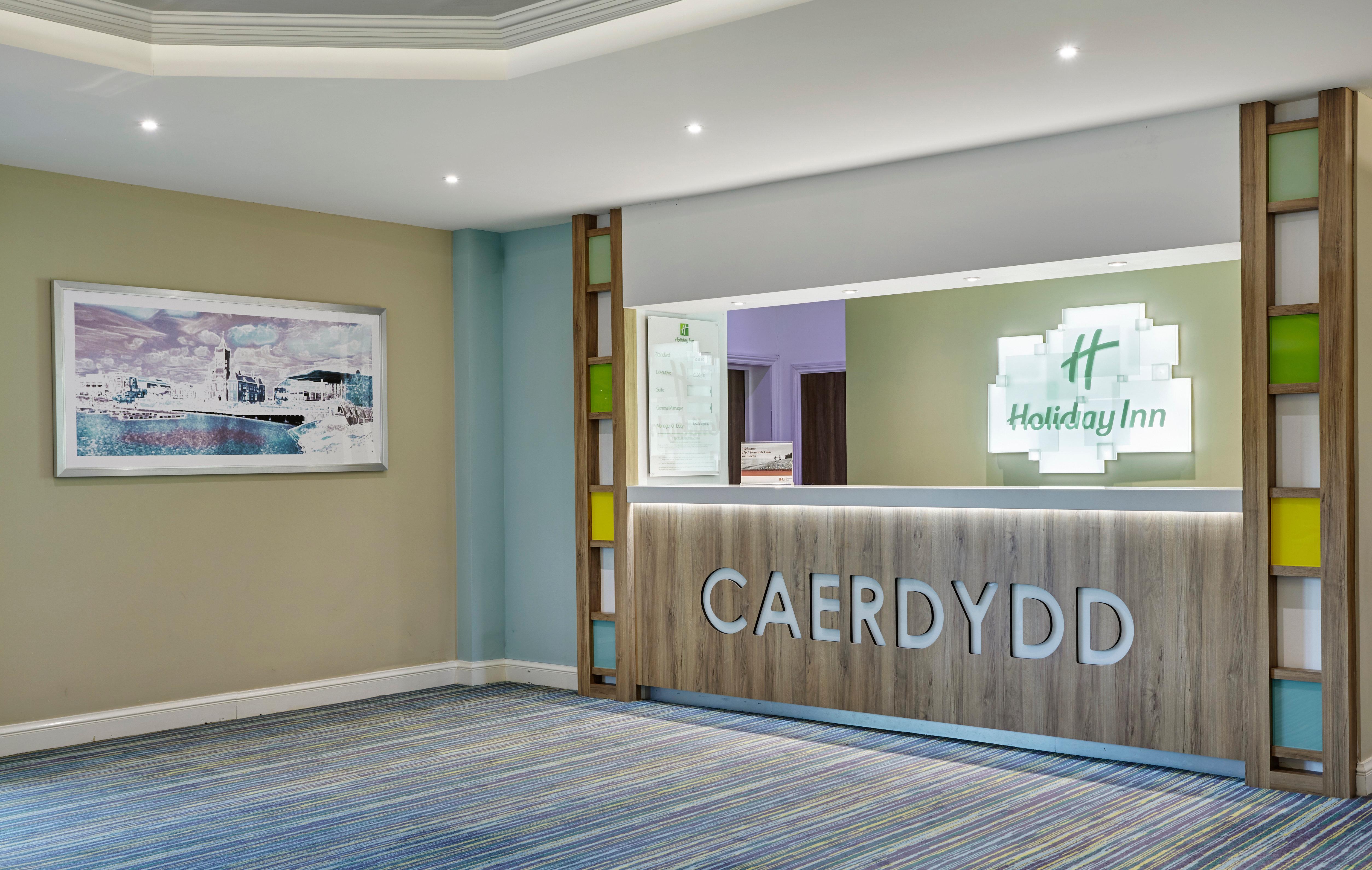 Holiday Inn Cardiff North M4 Jct 32, An Ihg Hotel Exteriör bild
